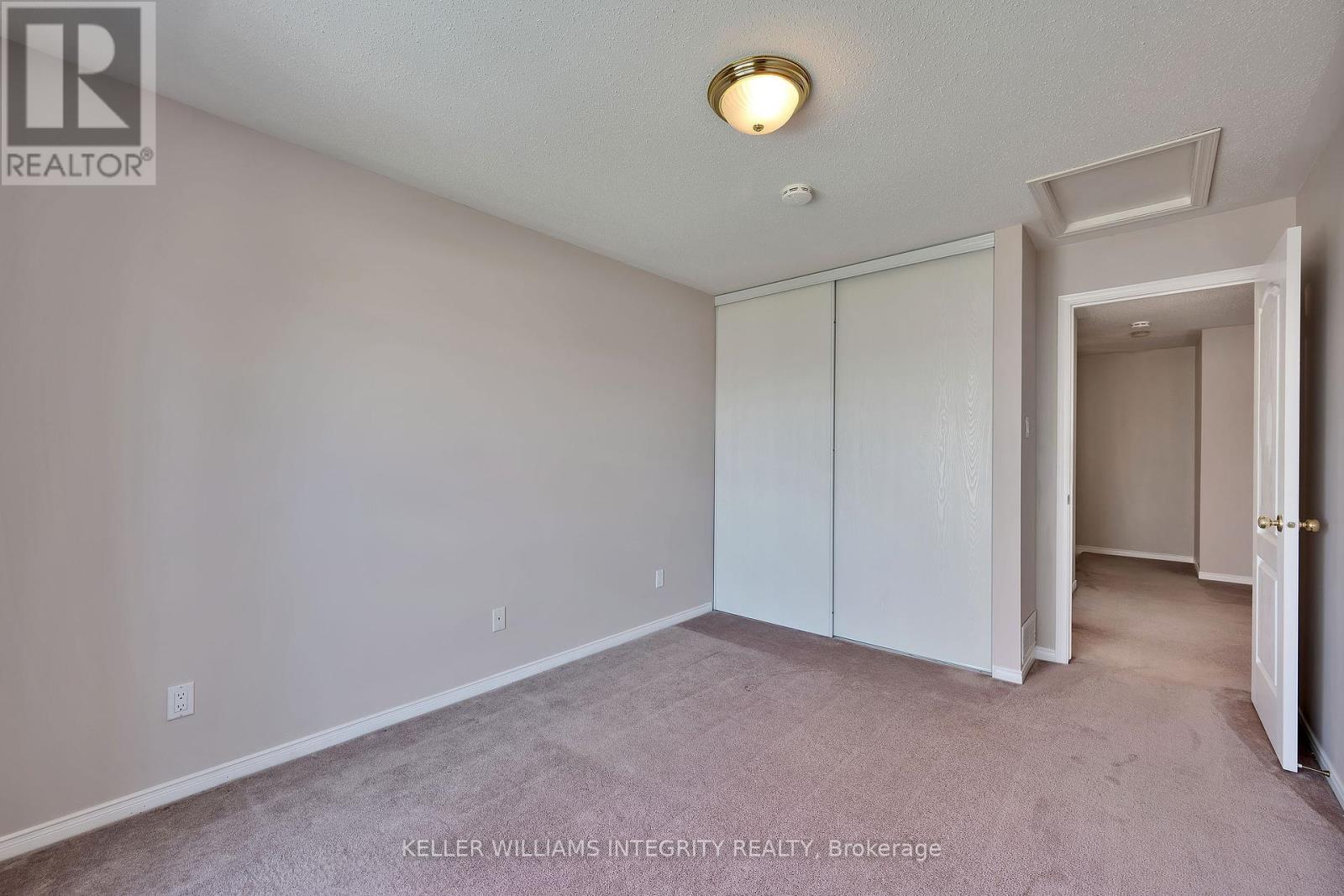 B - 10 Daybreak Street, Ottawa, Ontario  K2G 6T9 - Photo 33 - X12143010