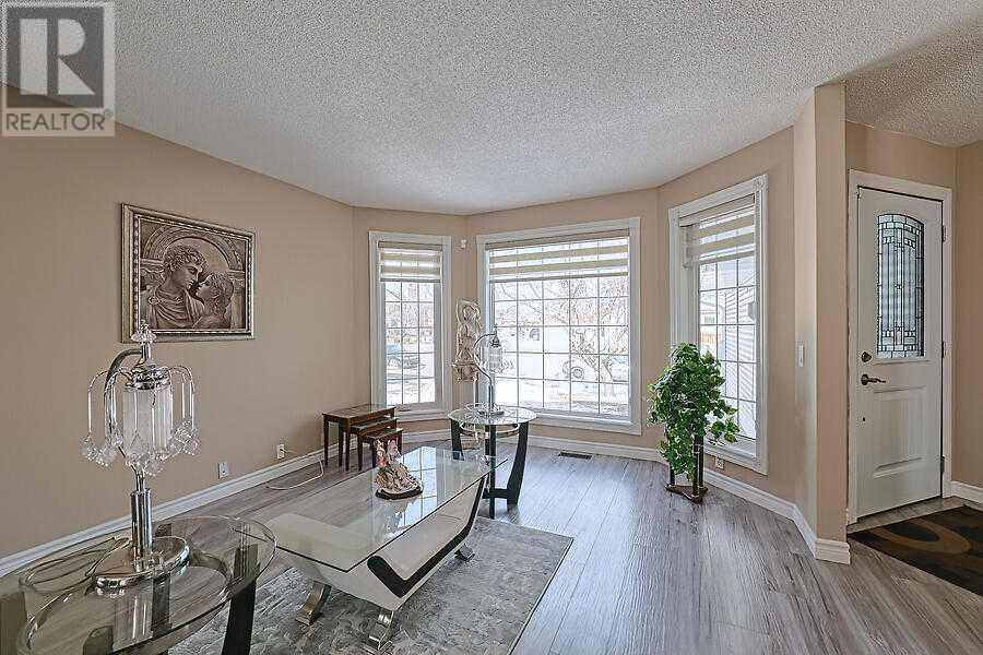 156 Eldorado Close Ne, Calgary, Alberta  T1Y 6T4 - Photo 4 - A2209161