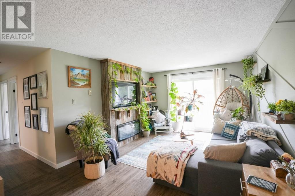 Property at 305 3777 MASSEY DRIVE image 2