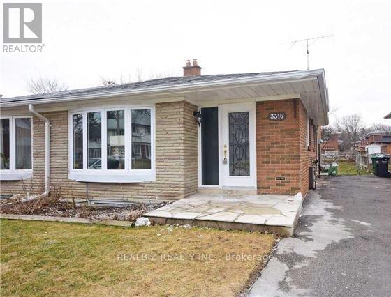 3316 Queen Frederica Drive, Mississauga, Ontario  L4Y 3B2 - Photo 1 - W12118619