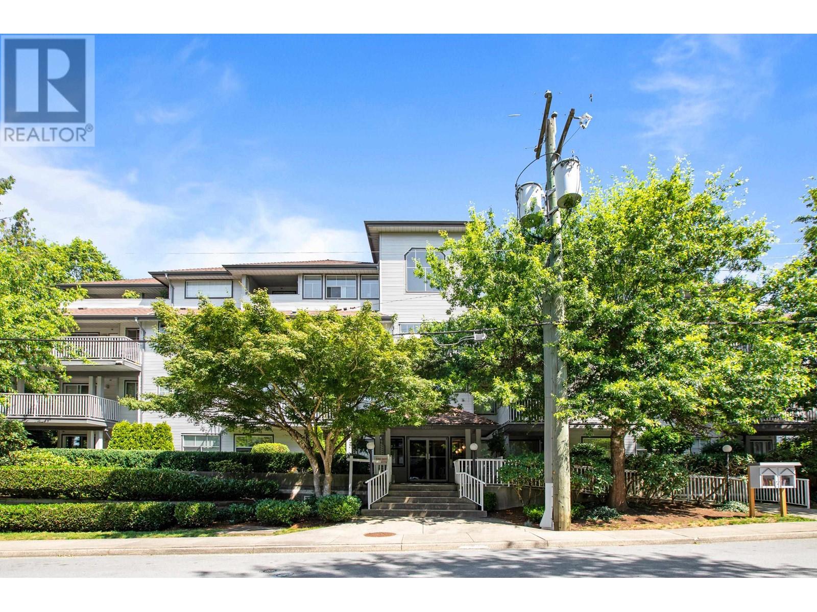Property at 401 20561 113 AVENUE image 1