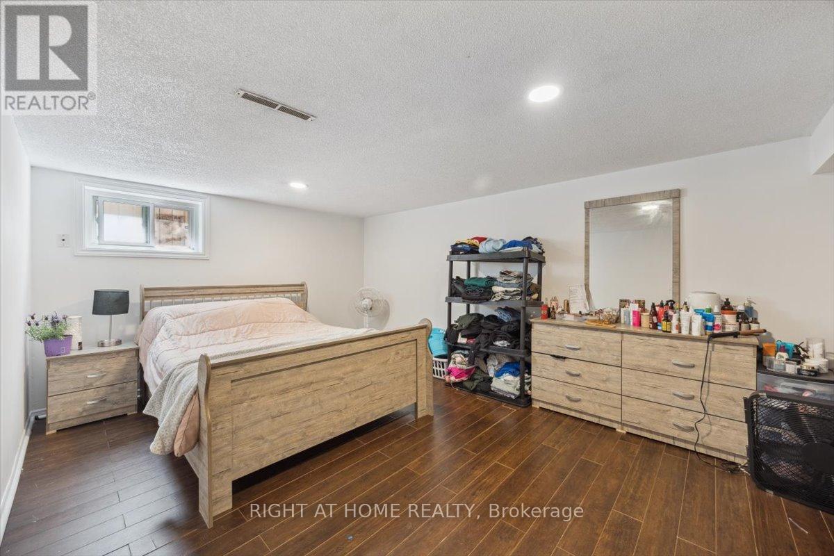 20 Drury Street, Bradford West Gwillimbury, Ontario  L3Z 1W9 - Photo 33 - N12143019