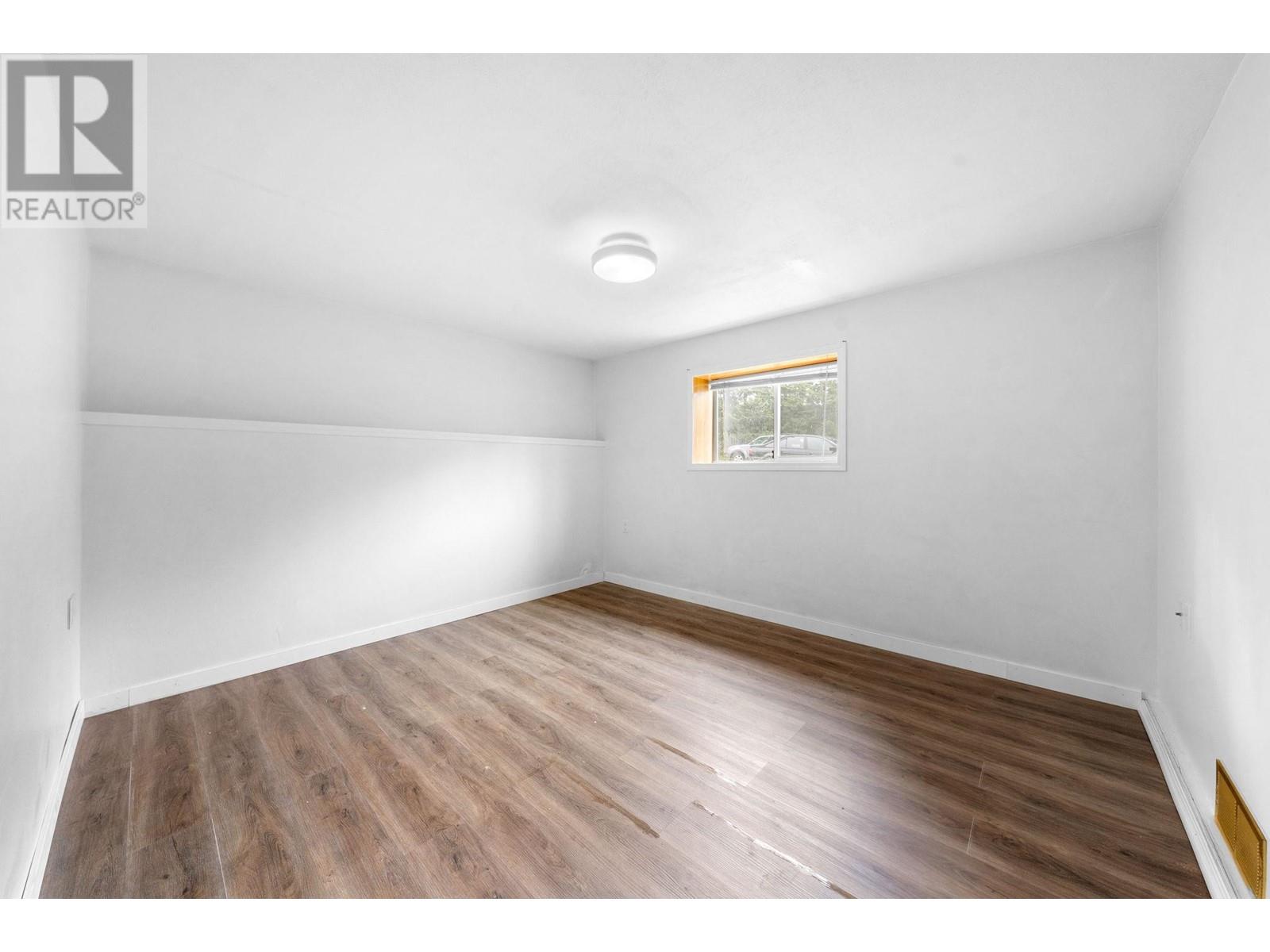 432 W 25th Street, North Vancouver, British Columbia  V7N 2G2 - Photo 29 - R3001520