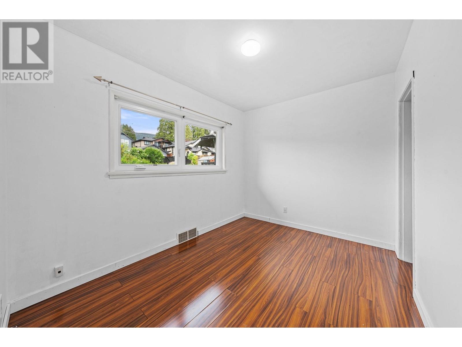 432 W 25th Street, North Vancouver, British Columbia  V7N 2G2 - Photo 22 - R3001520