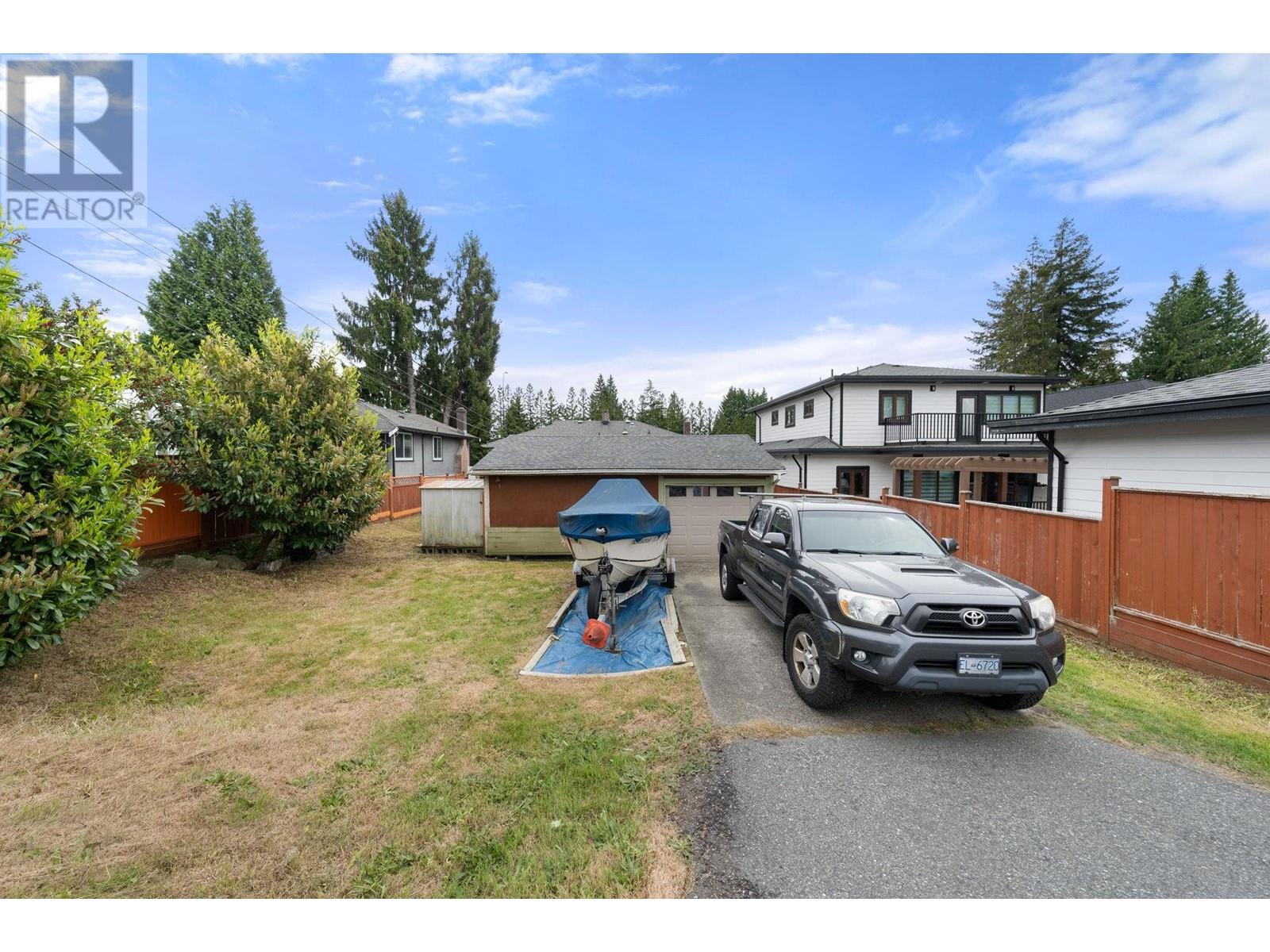 432 W 25th Street, North Vancouver, British Columbia  V7N 2G2 - Photo 39 - R3001520