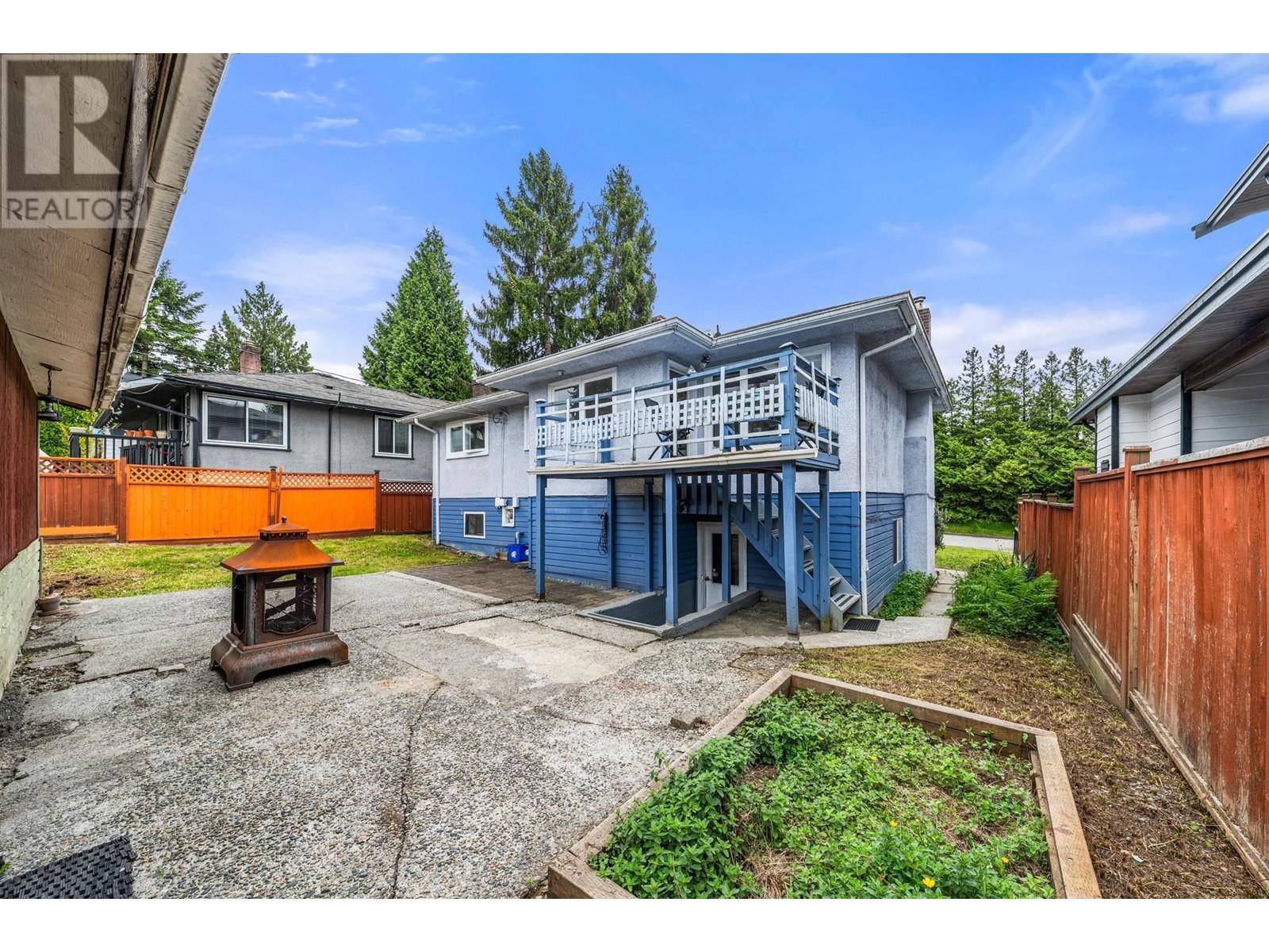 432 W 25th Street, North Vancouver, British Columbia  V7N 2G2 - Photo 36 - R3001520