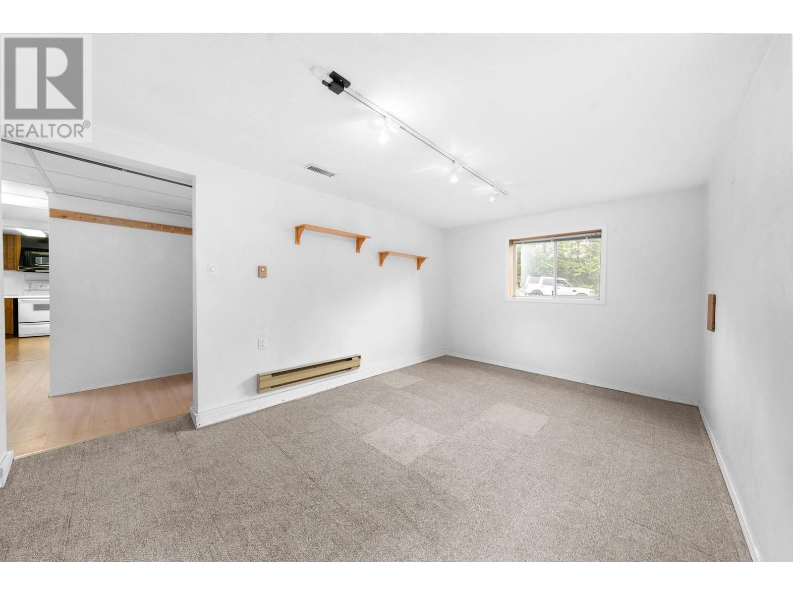 432 W 25th Street, North Vancouver, British Columbia  V7N 2G2 - Photo 17 - R3001520