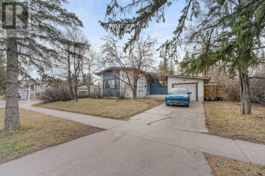 4203 Brisebois Drive Nw, Calgary, Alberta  T2L 2G1 - Photo 8 - A2209669