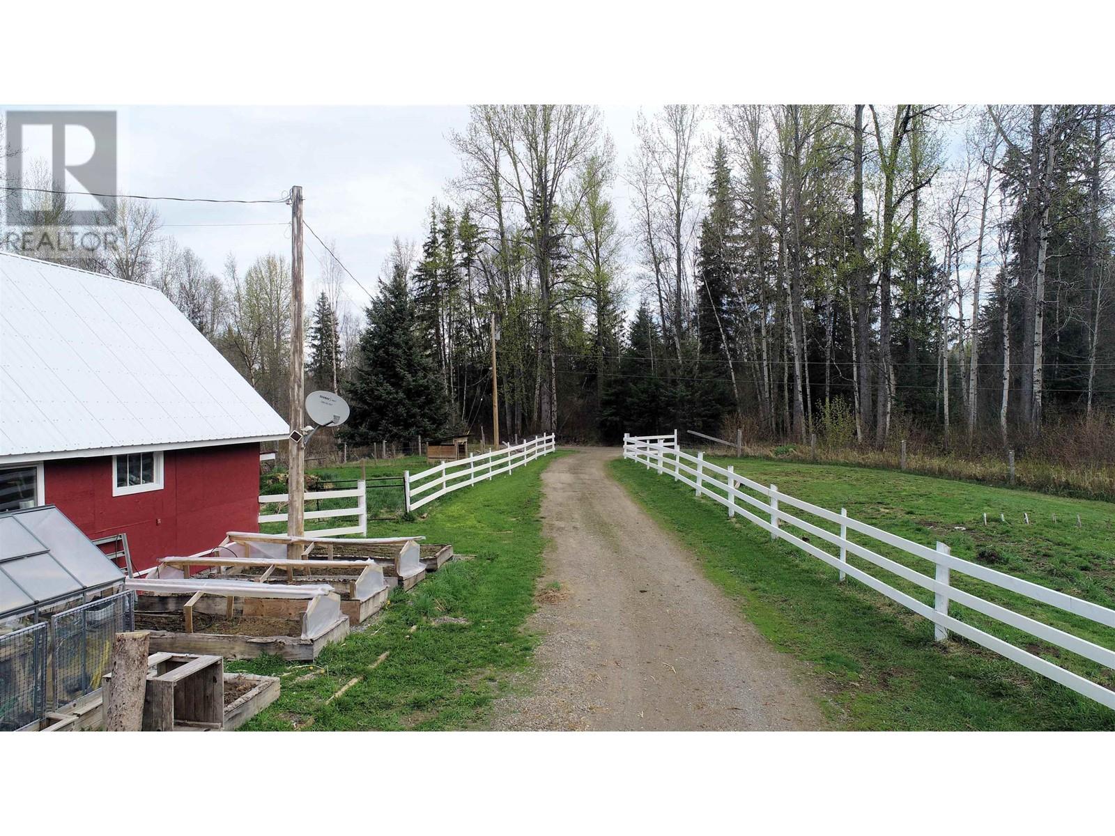 14 Comeau Road, Hazelton, British Columbia  V0J 2J1 - Photo 35 - R2997826