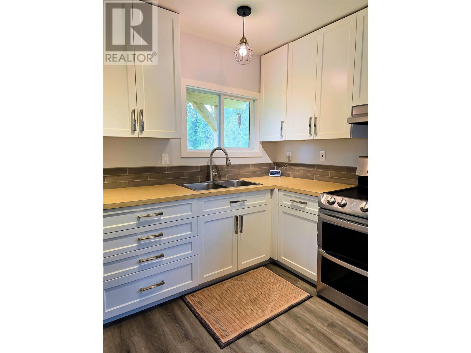 14 Comeau Road, Hazelton, British Columbia  V0J 2J1 - Photo 10 - R2997826