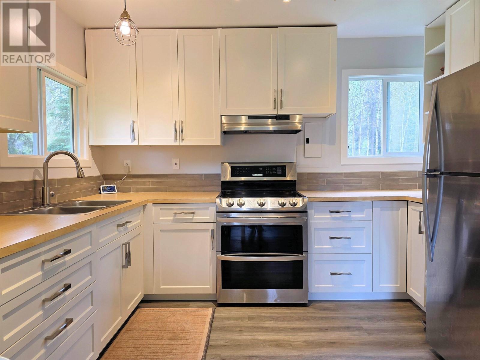 14 Comeau Road, Hazelton, British Columbia  V0J 2J1 - Photo 9 - R2997826