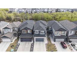 6423 175 AV NW, edmonton, Alberta