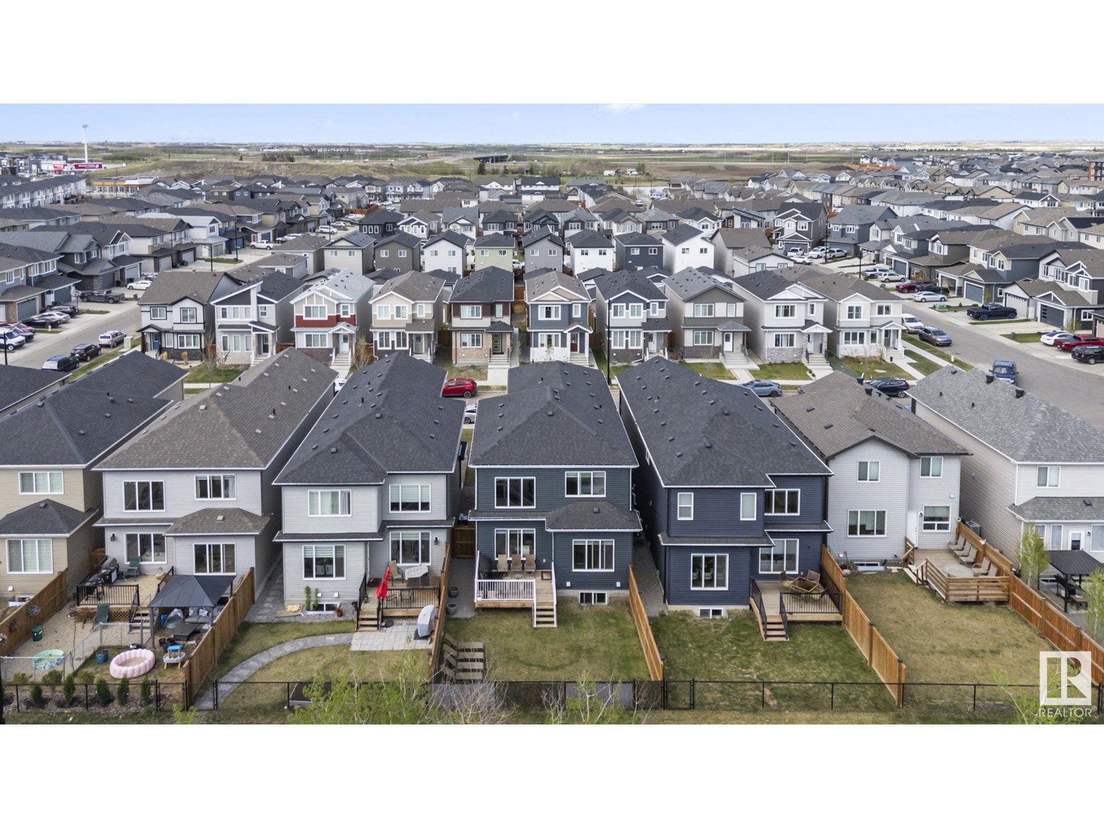 6423 175 Av Nw, Edmonton, Alberta  T5Y 4A8 - Photo 3 - E4436029