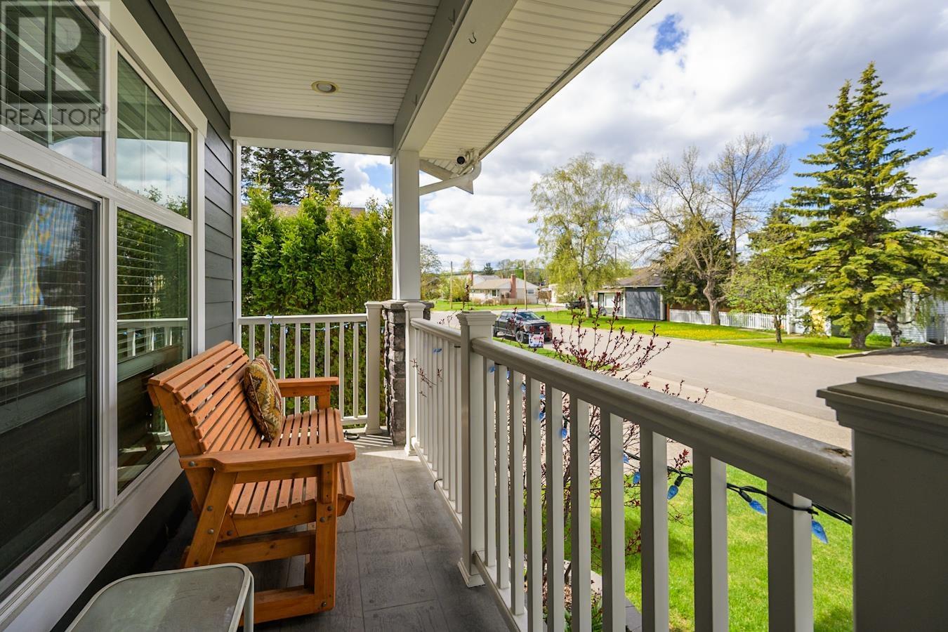 Property at 2181 LAURIER CRESCENT image 3
