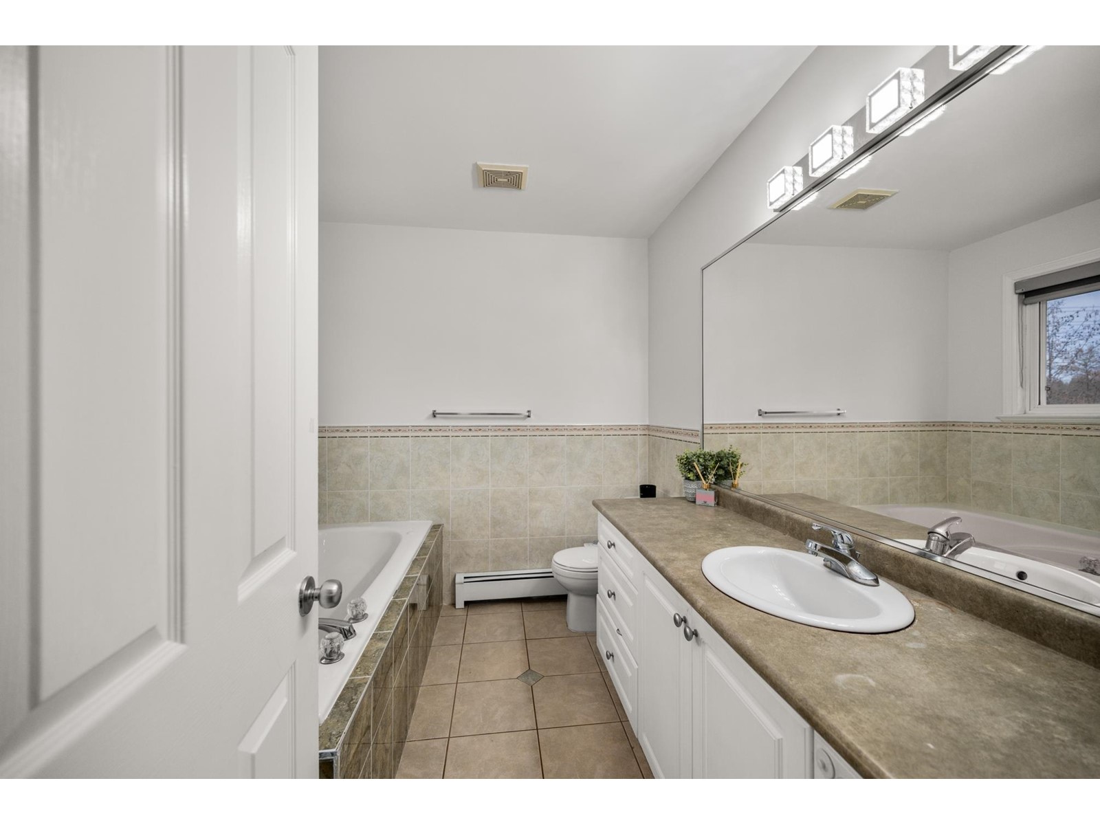 14630 80a Avenue, Surrey, British Columbia  V3S 9Y6 - Photo 20 - R3001640