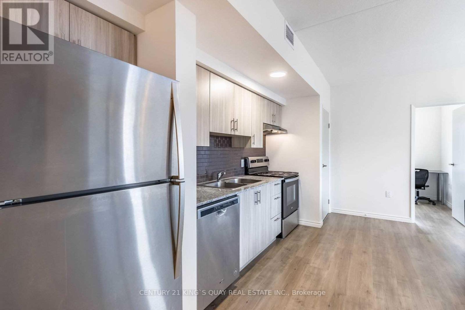 H503 - 275 Larch Street, Waterloo, Ontario  N2L 3R2 - Photo 7 - X12143025