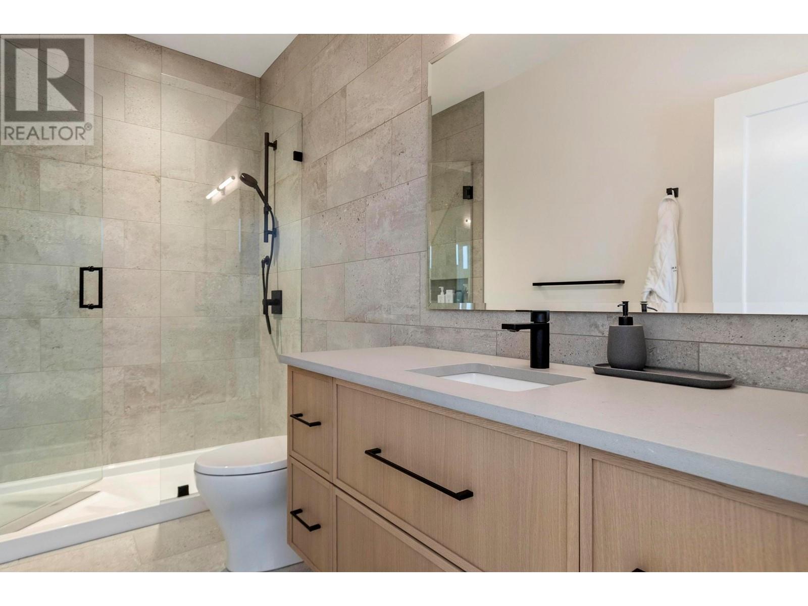 105 Predator Ridge Drive Unit# 21, Vernon, British Columbia  V1H 0A5 - Photo 31 - 10347190
