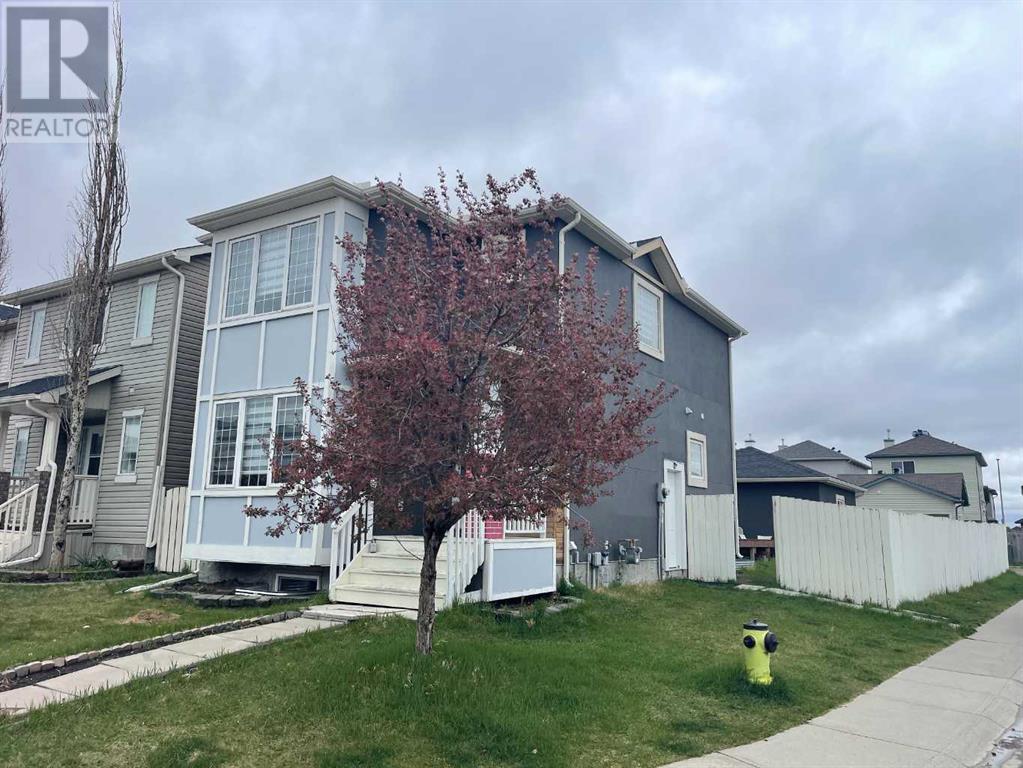 142 Saddlecrest Place Ne, Calgary, Alberta  T3J 5G2 - Photo 4 - A2217027