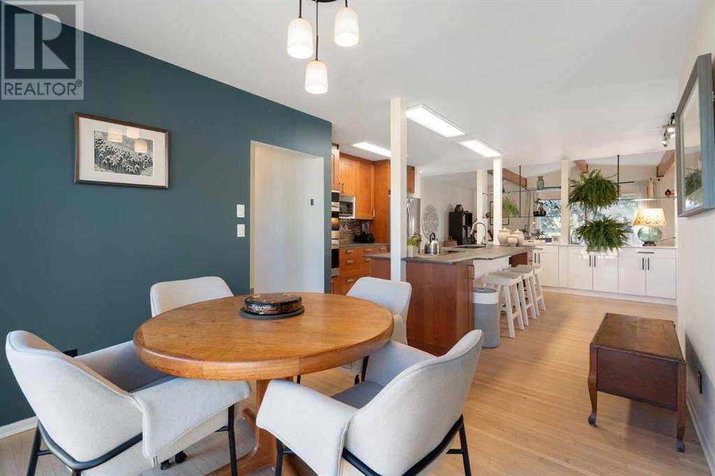 121 Brantford Crescent Nw, Calgary, Alberta  T2L 1P1 - Photo 14 - A2218200