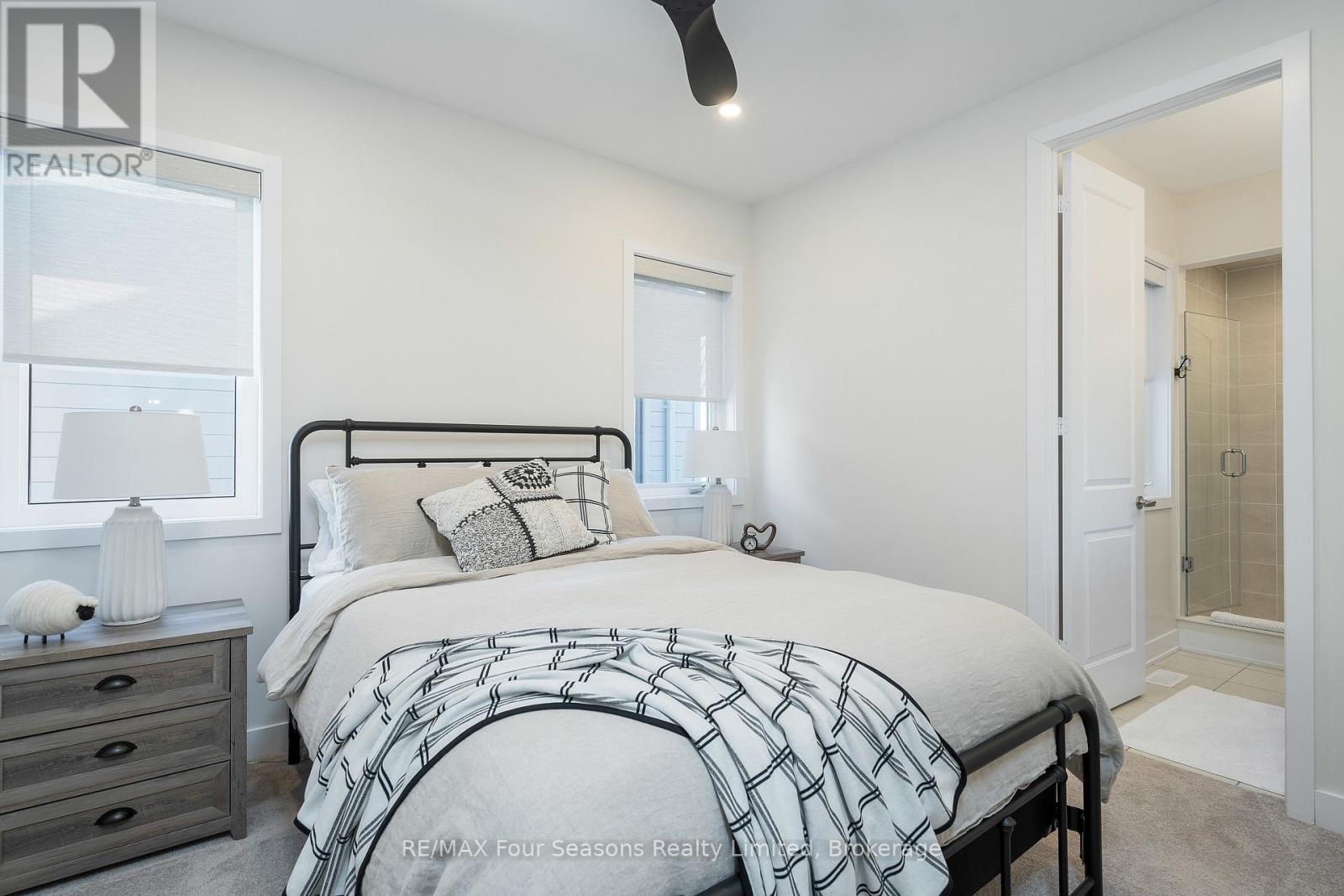 176 Springside Crescent, Blue Mountains, Ontario  L9Y 5L3 - Photo 37 - X12143055