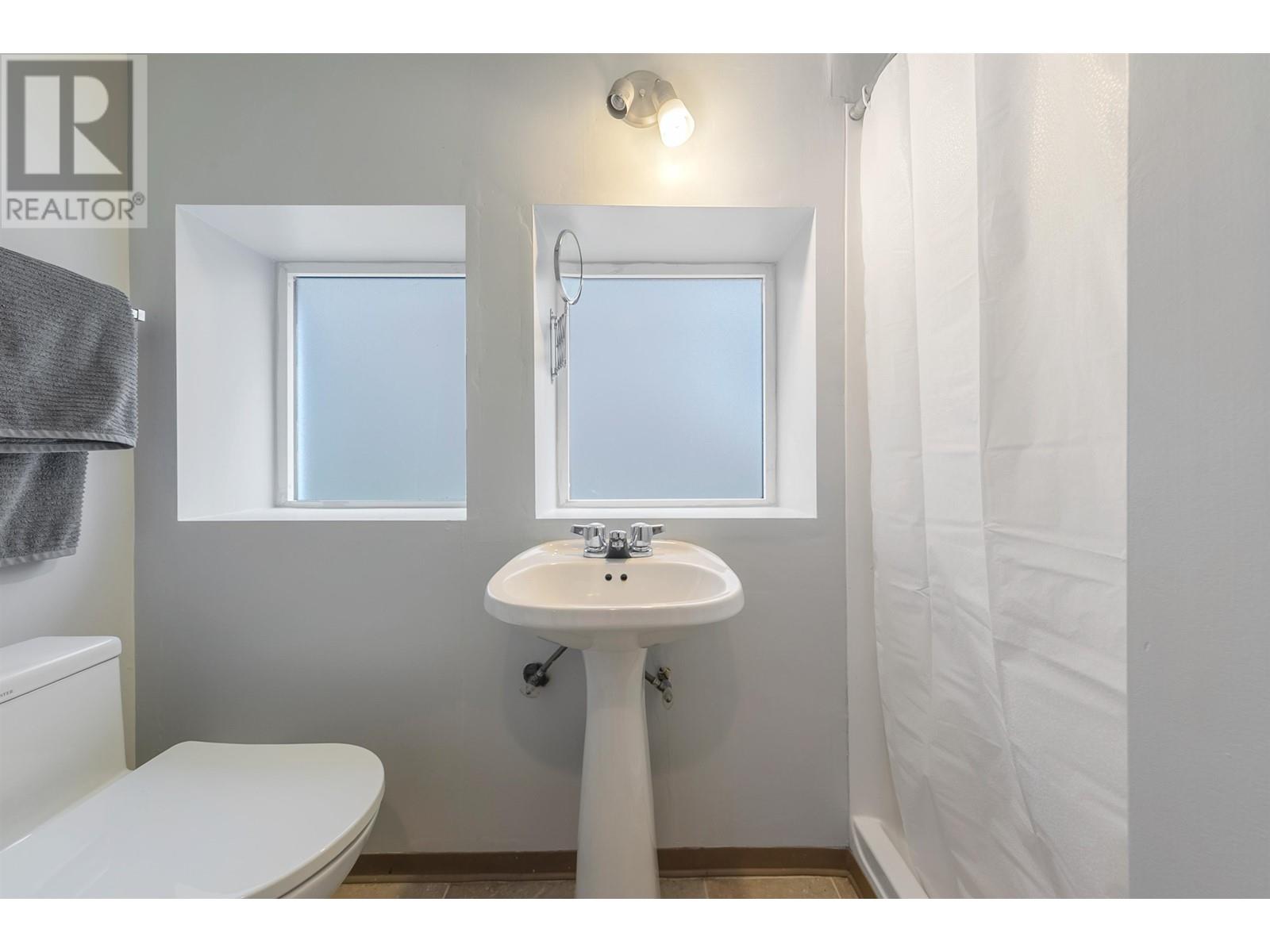 2820 W 11th Avenue, Vancouver, British Columbia  V6K 2M1 - Photo 27 - R3001543