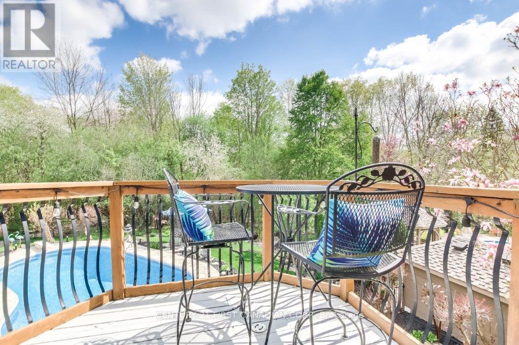 31 Glenridge Crescent, London North, Ontario  N6G 4W5 - Photo 41 - X12142044