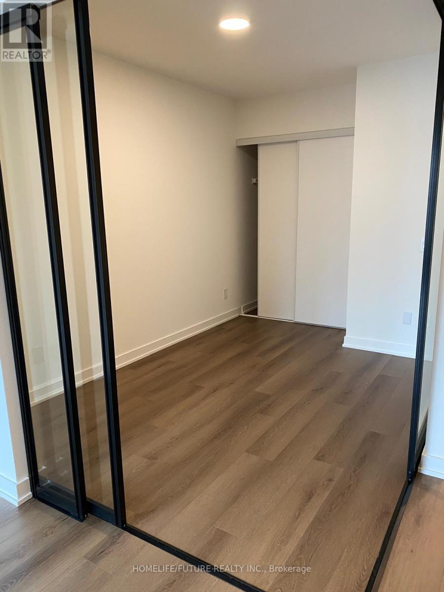410 - 5 Lakeview Avenue, Toronto, Ontario  M6J 0H3 - Photo 4 - C12143045