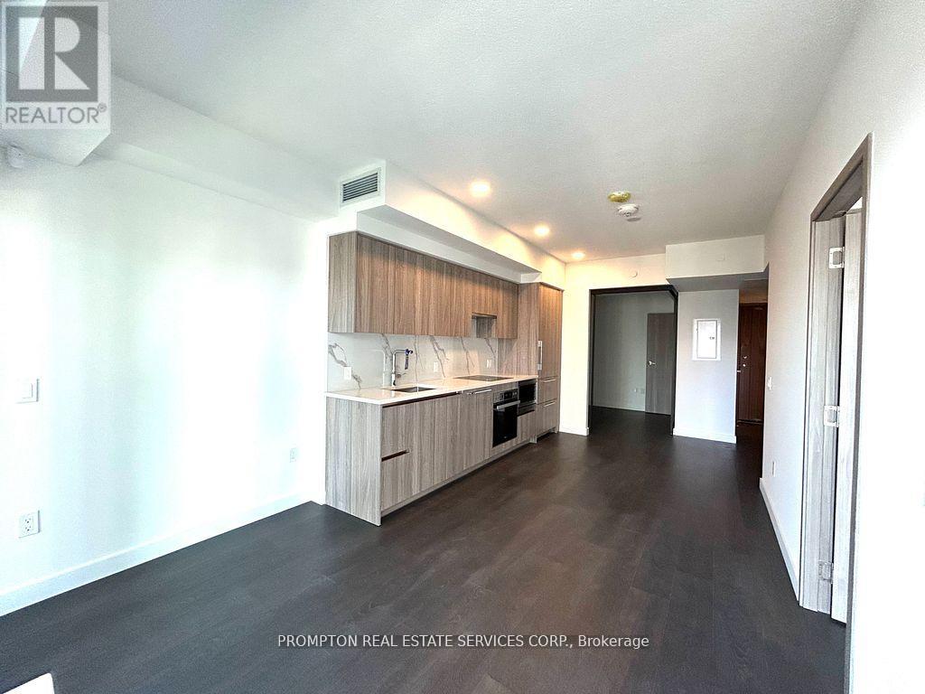 916 - 1 Concord Cityplace Way, Toronto, Ontario  M5V 0X3 - Photo 4 - C12143071
