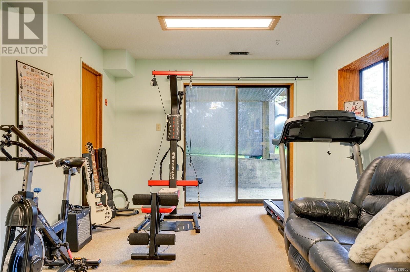 5611 Porpoise Pl, Nanaimo, British Columbia  V9T 5G9 - Photo 43 - 999655