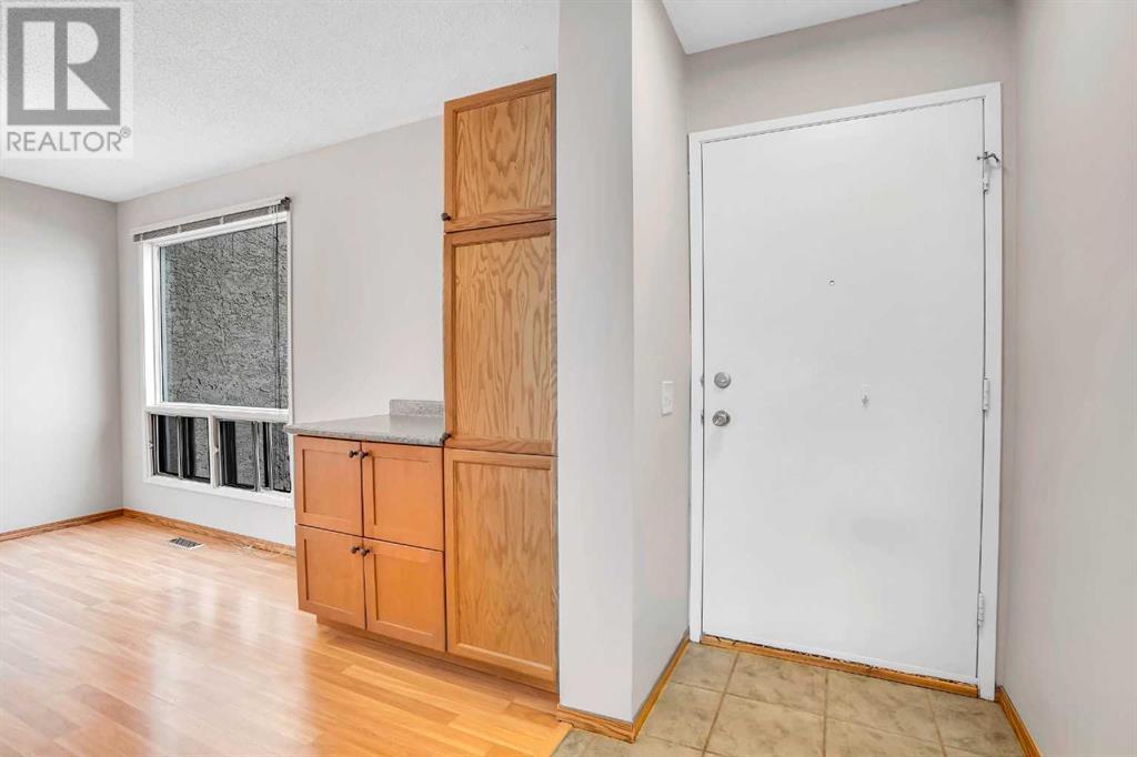 42, 6915 Ranchview Drive Nw, Calgary, Alberta  T3G 1R8 - Photo 2 - A2209041