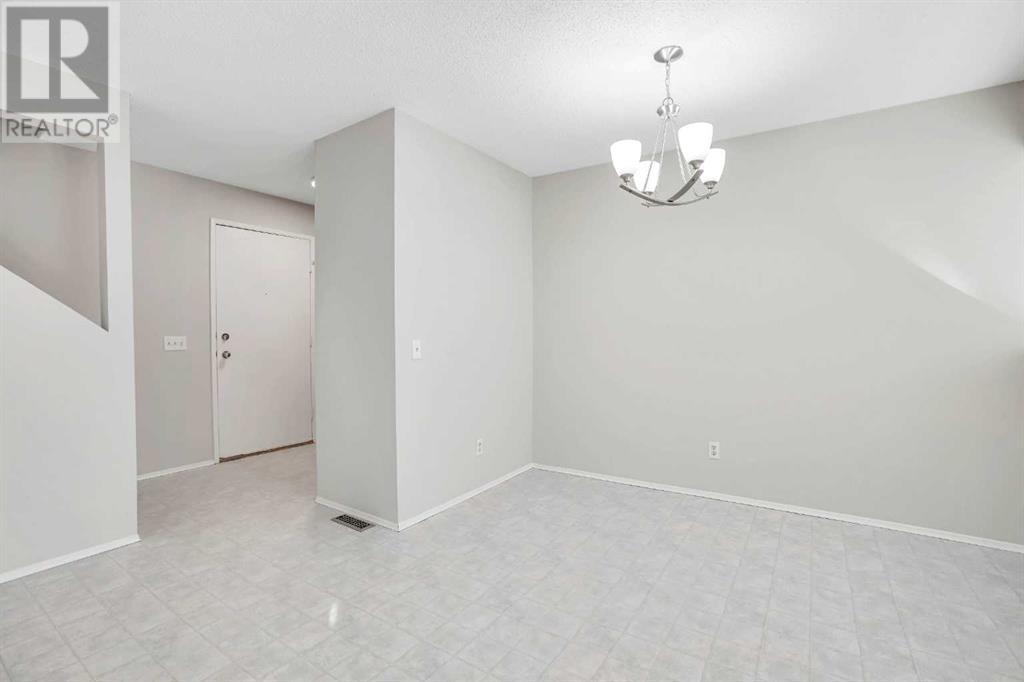 Property at 49, 6915 Ranchview Drive NW image 5