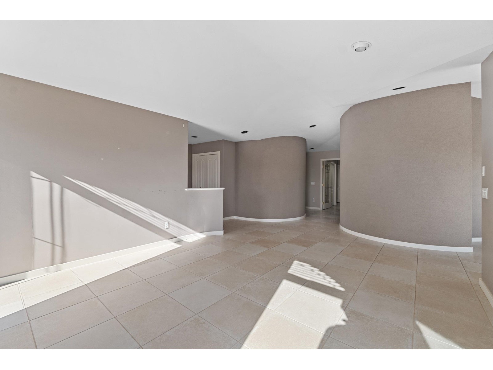Property at 36111 SPYGLASS LANE image 4