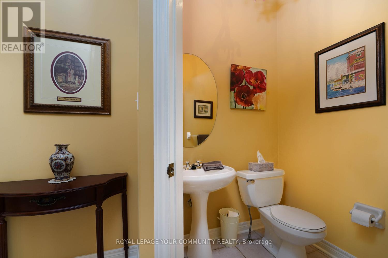 124 Rushbrook Drive, Newmarket, Ontario  L3X 2E4 - Photo 35 - N12143067