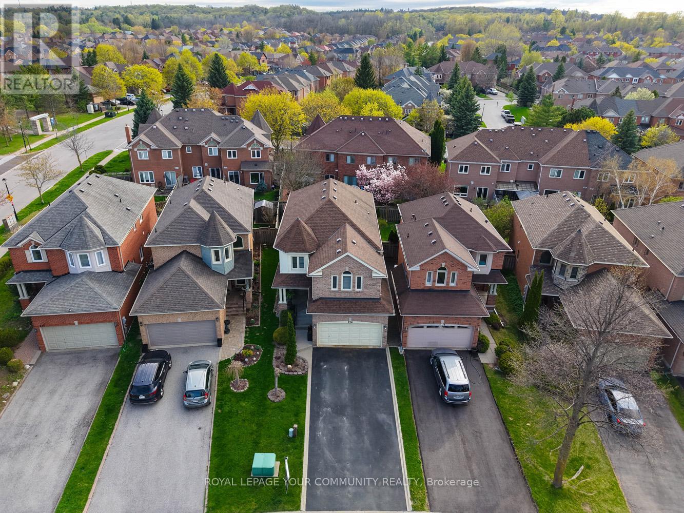 124 Rushbrook Drive, Newmarket, Ontario  L3X 2E4 - Photo 45 - N12143067