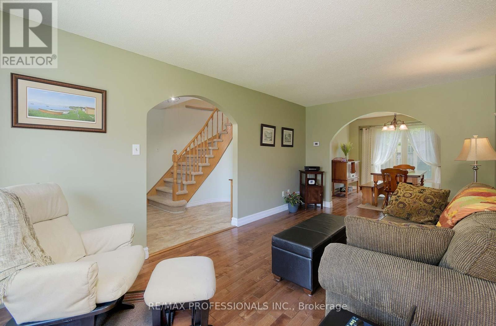 7 Dalzell Avenue, Brampton, Ontario  L6Z 1H1 - Photo 17 - W12143070