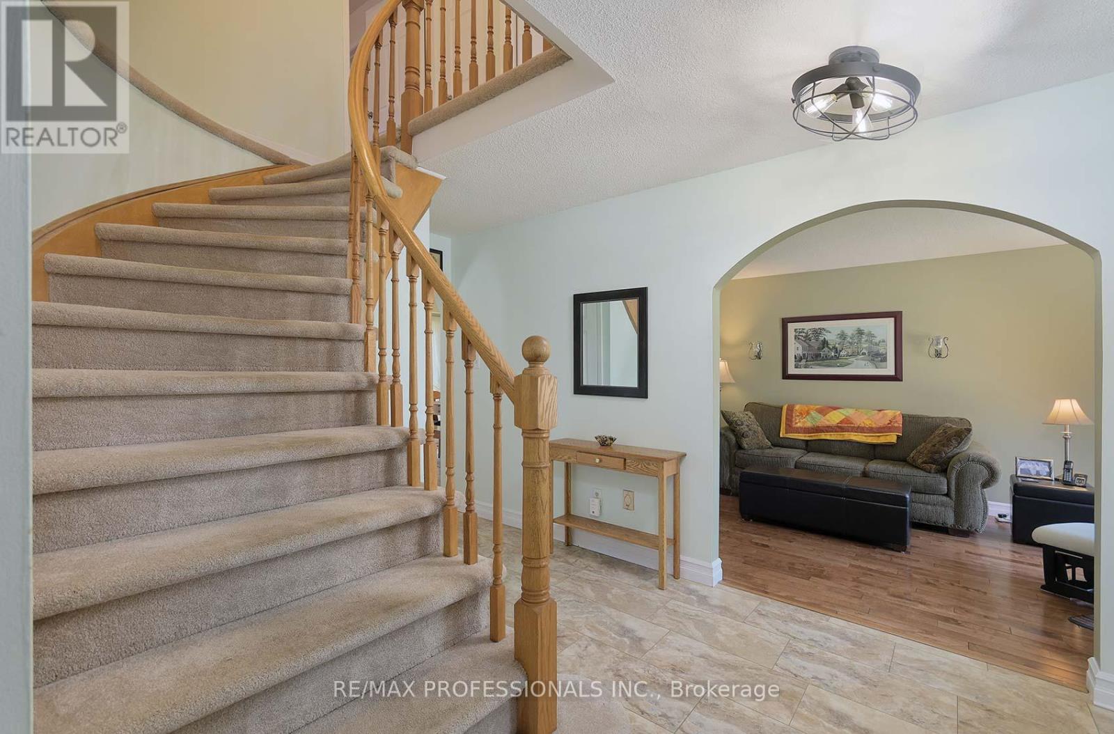 7 Dalzell Avenue, Brampton, Ontario  L6Z 1H1 - Photo 21 - W12143070