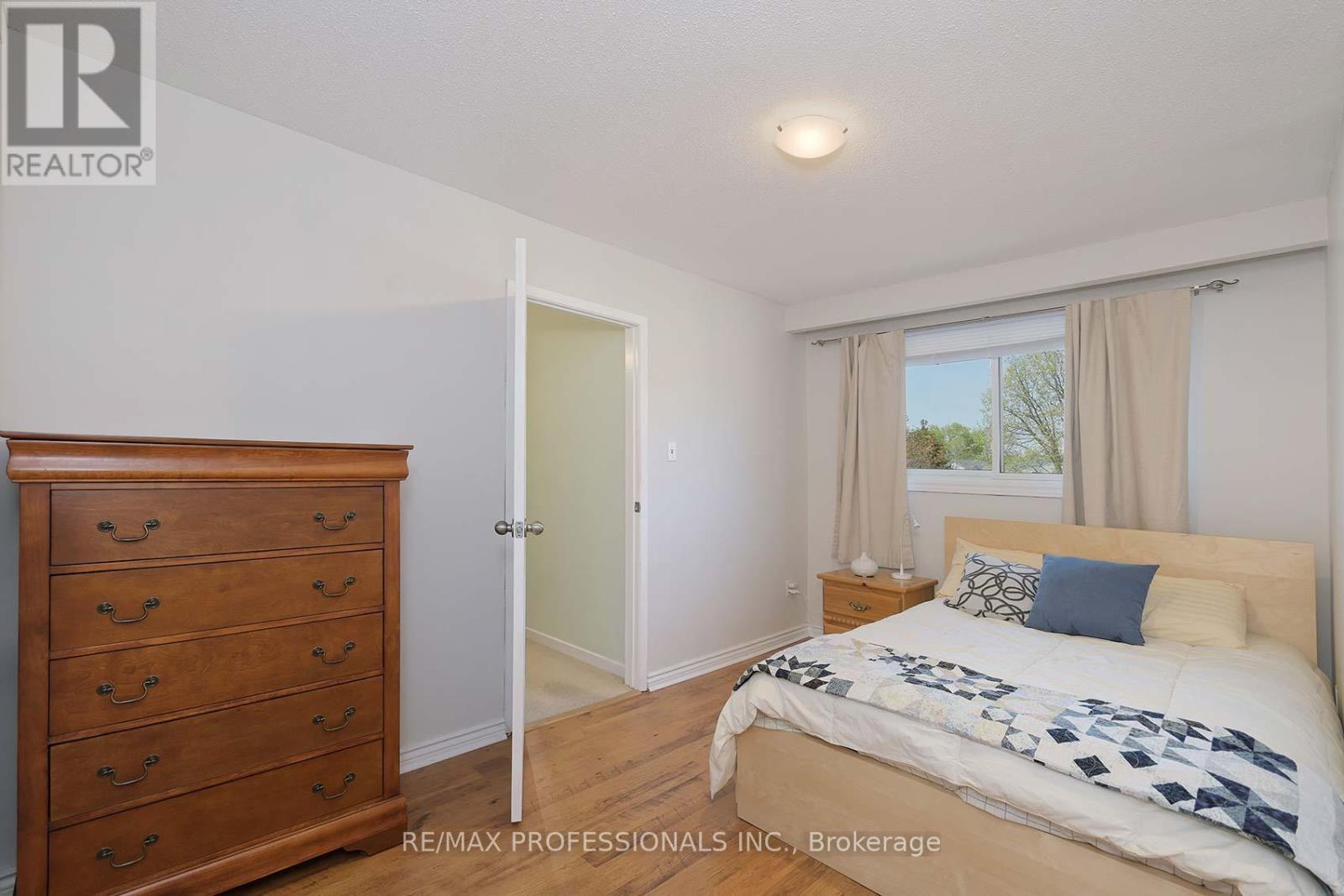7 Dalzell Avenue, Brampton, Ontario  L6Z 1H1 - Photo 29 - W12143070