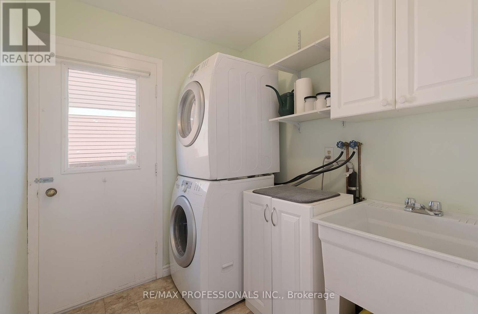 7 Dalzell Avenue, Brampton, Ontario  L6Z 1H1 - Photo 34 - W12143070