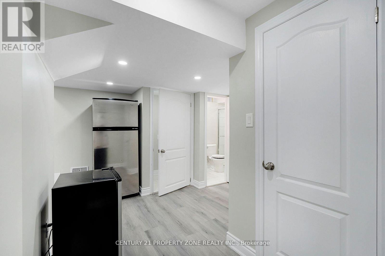 114 Hollingsworth Circle, Brampton, Ontario  L7A 0J5 - Photo 32 - W12143084
