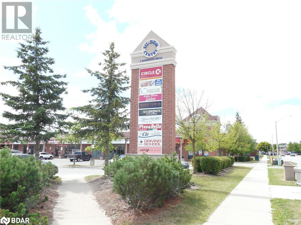 2 MARSELLUS Drive Unit# 16, Barrie, Ontario