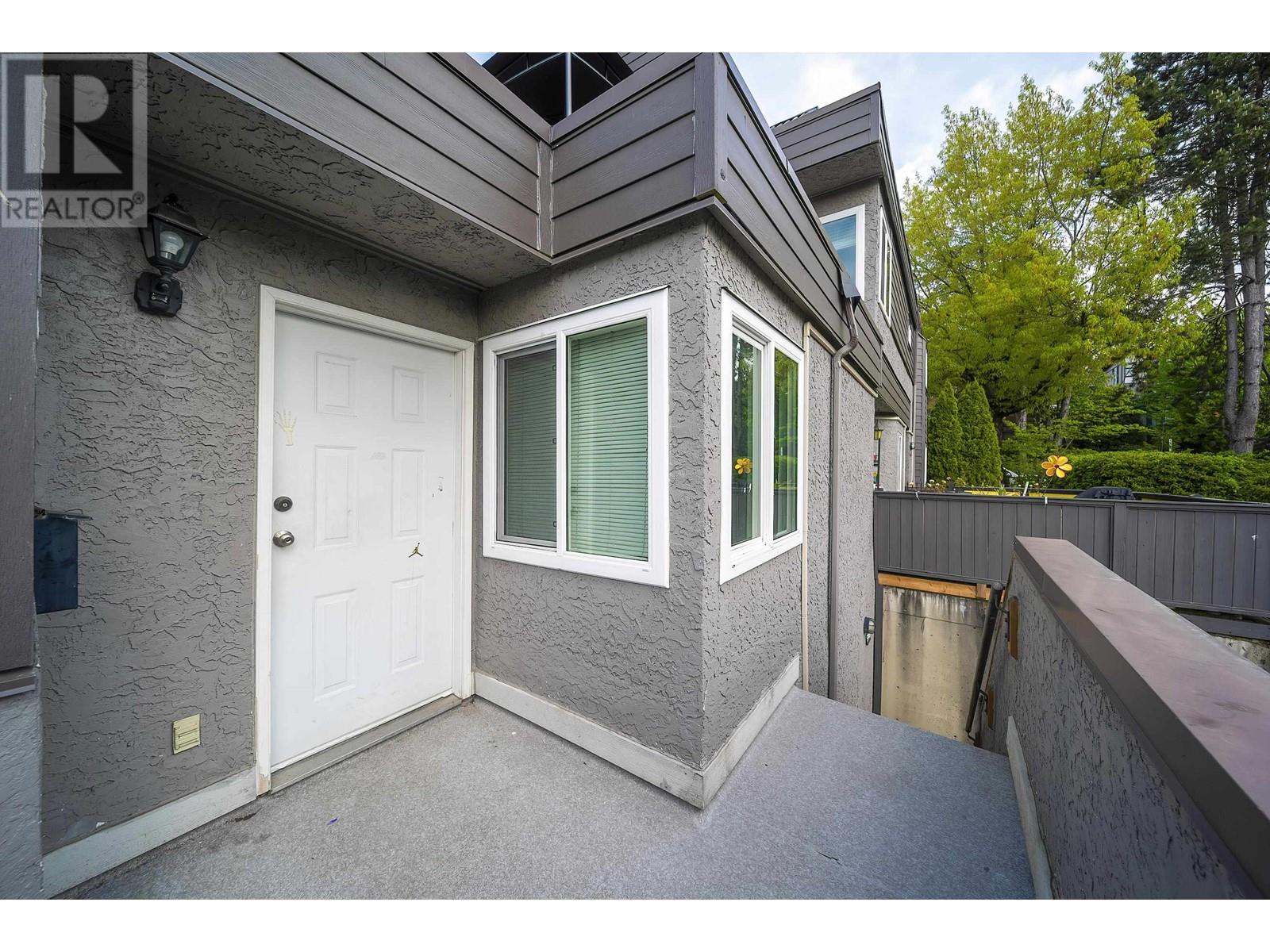 5146 HASTINGS STREET, Burnaby, British Columbia
