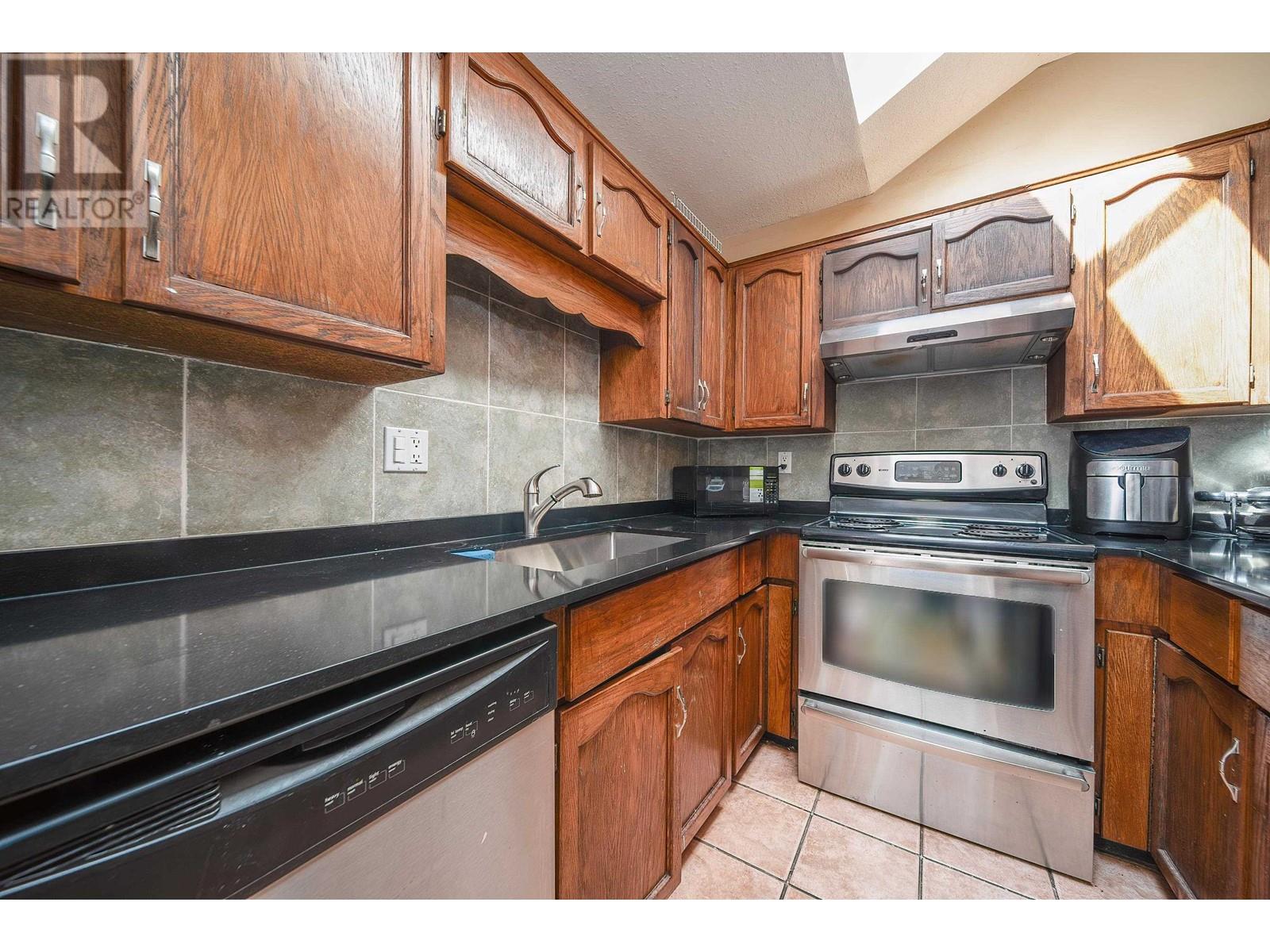 5146 Hastings Street, Burnaby, British Columbia  V5B 1P6 - Photo 7 - R3001607