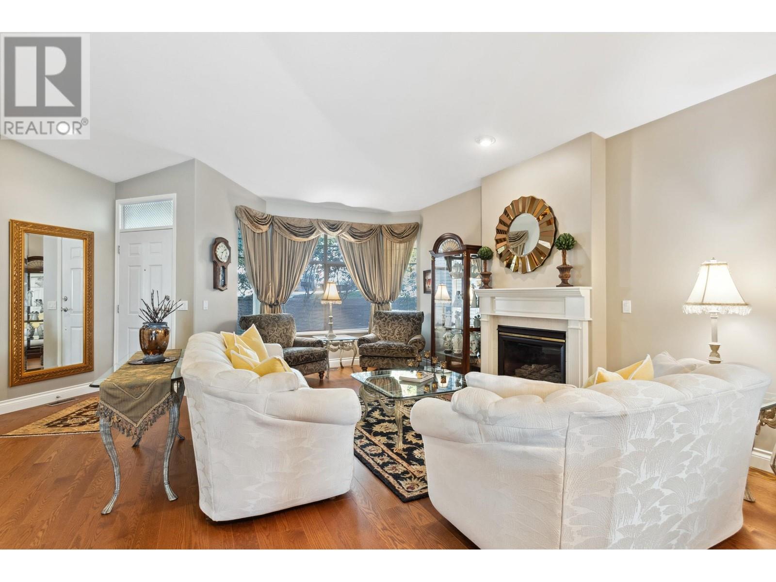 Property at 121 2979 PANORAMA DRIVE image 3