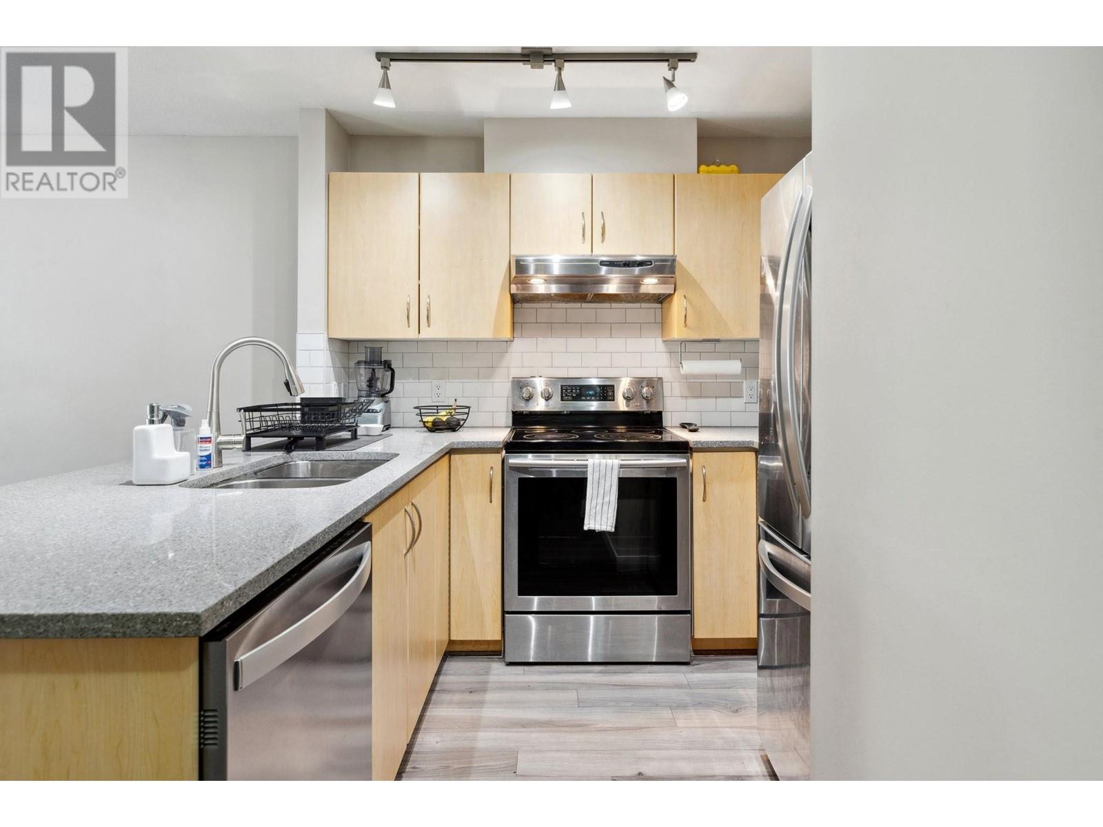 203 3038 E Kent Avenue, Vancouver, British Columbia  V5S 4V8 - Photo 11 - R3001816
