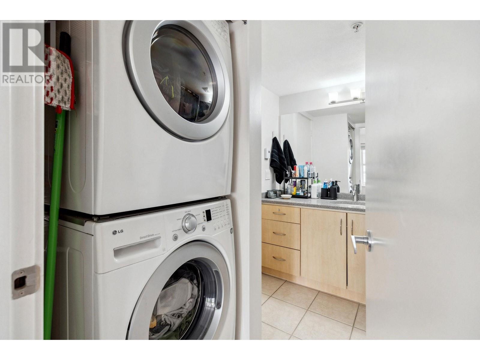 203 3038 E Kent Avenue, Vancouver, British Columbia  V5S 4V8 - Photo 16 - R3001816