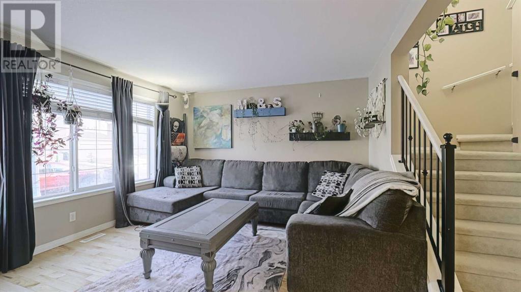 31 Bridlecrest Road Sw, Calgary, Alberta  T2Y 5J2 - Photo 8 - A2201375