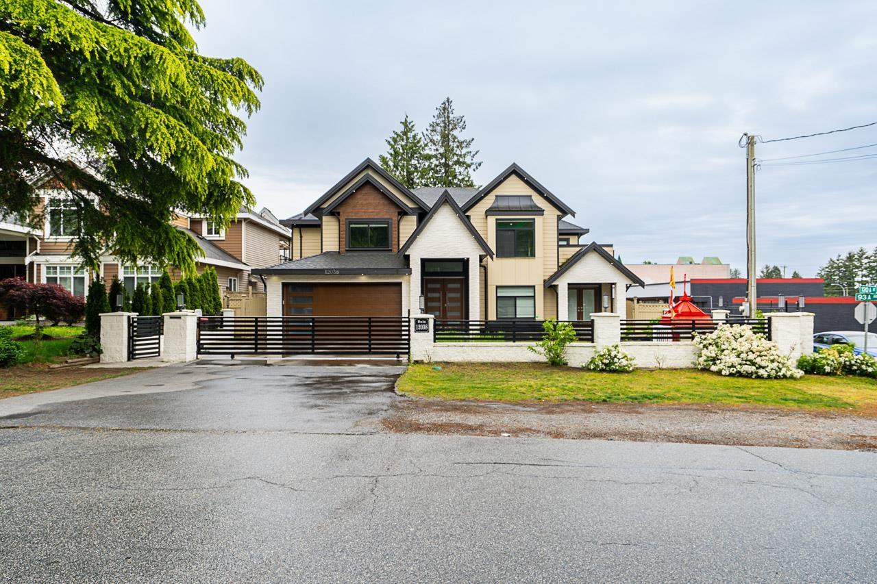 12038 93a Avenue, Surrey, British Columbia  V3V 1L1 - Photo 1 - R3001220