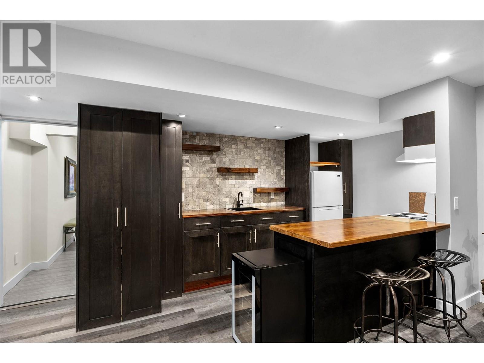 1532 Emerald Drive, Kamloops, British Columbia  V2E 0C1 - Photo 38 - 10347560