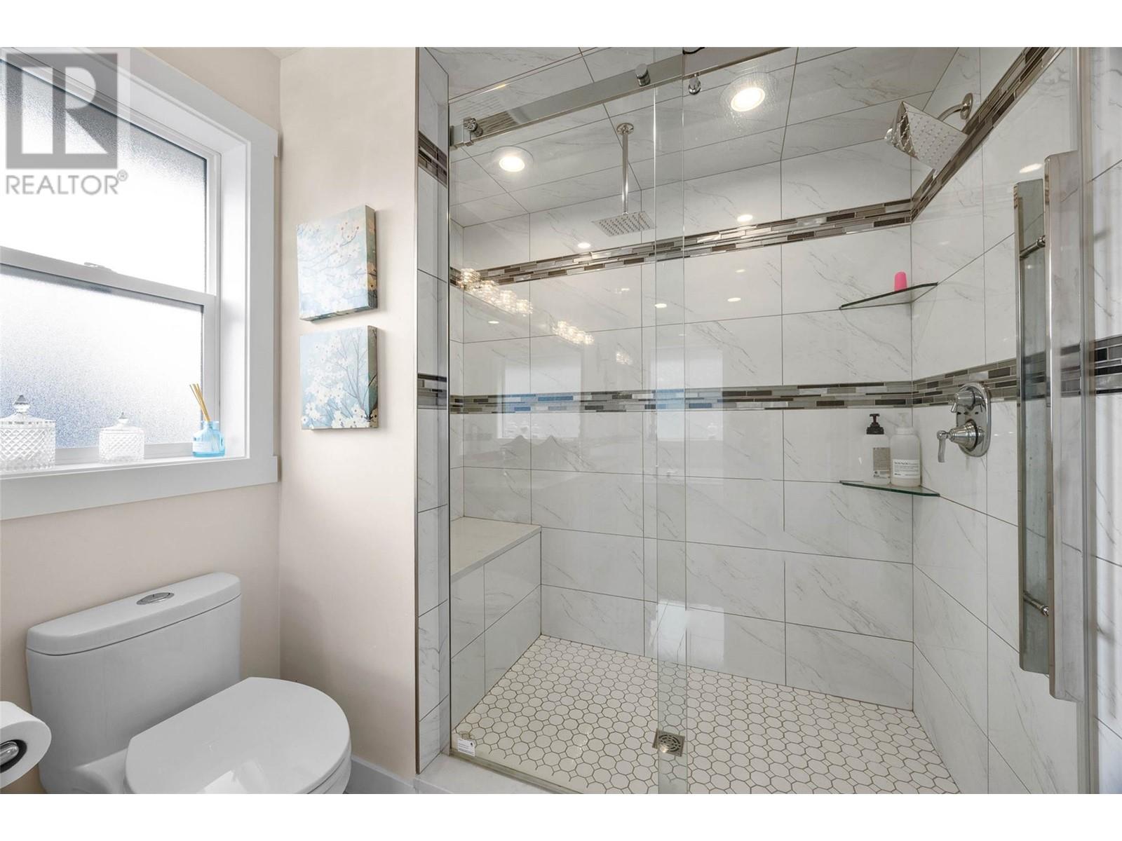 1532 Emerald Drive, Kamloops, British Columbia  V2E 0C1 - Photo 31 - 10347560