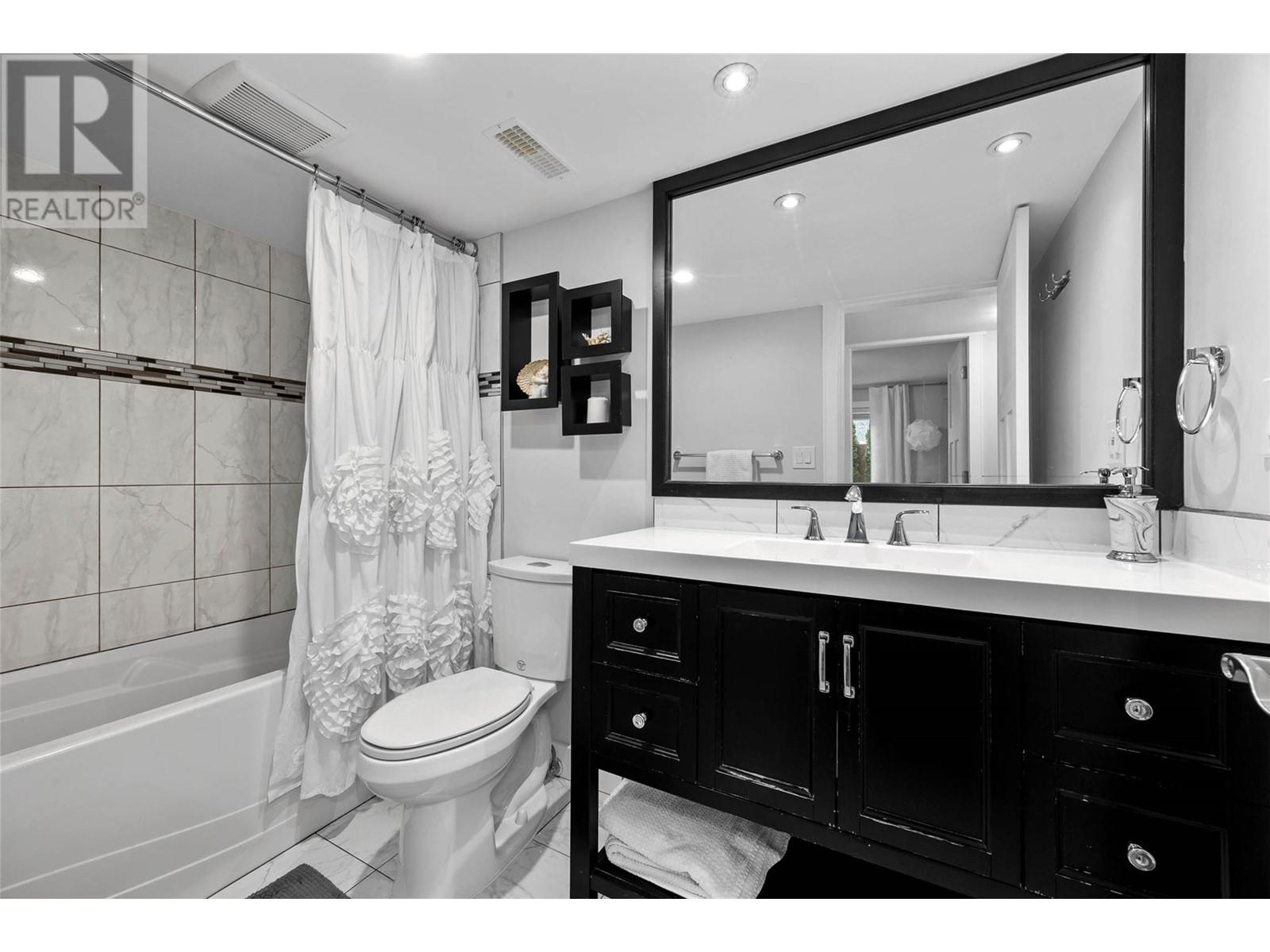 1532 Emerald Drive, Kamloops, British Columbia  V2E 0C1 - Photo 43 - 10347560